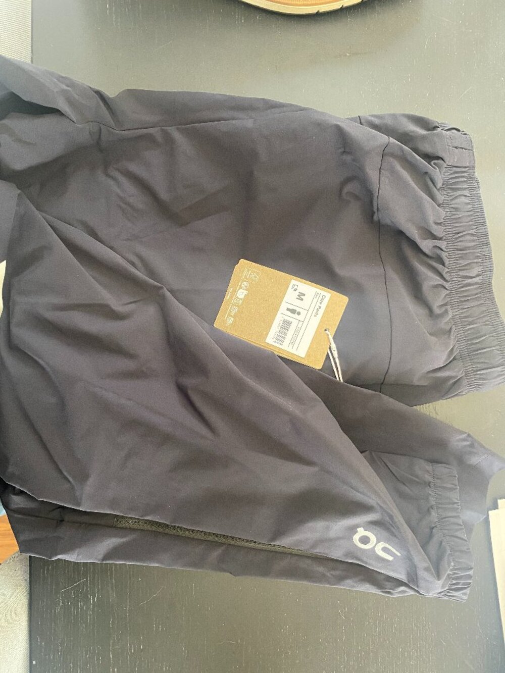 On Men's Core Pants (Medium - Black)